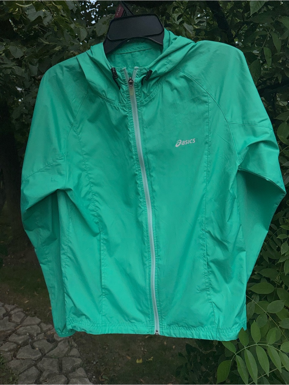 ASICS Women's Aqua Green Hooded Windbreaker Jacket